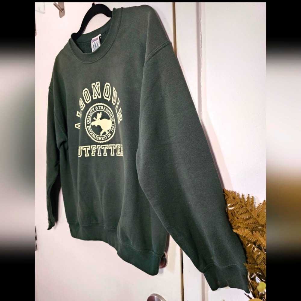 Vintage Green Crewneck Sweater - Picture 5 of 12